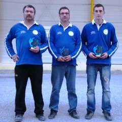 VICE CHAMPIONS AISNE TRIPLETTES PROMOTIONS 2012.JPG